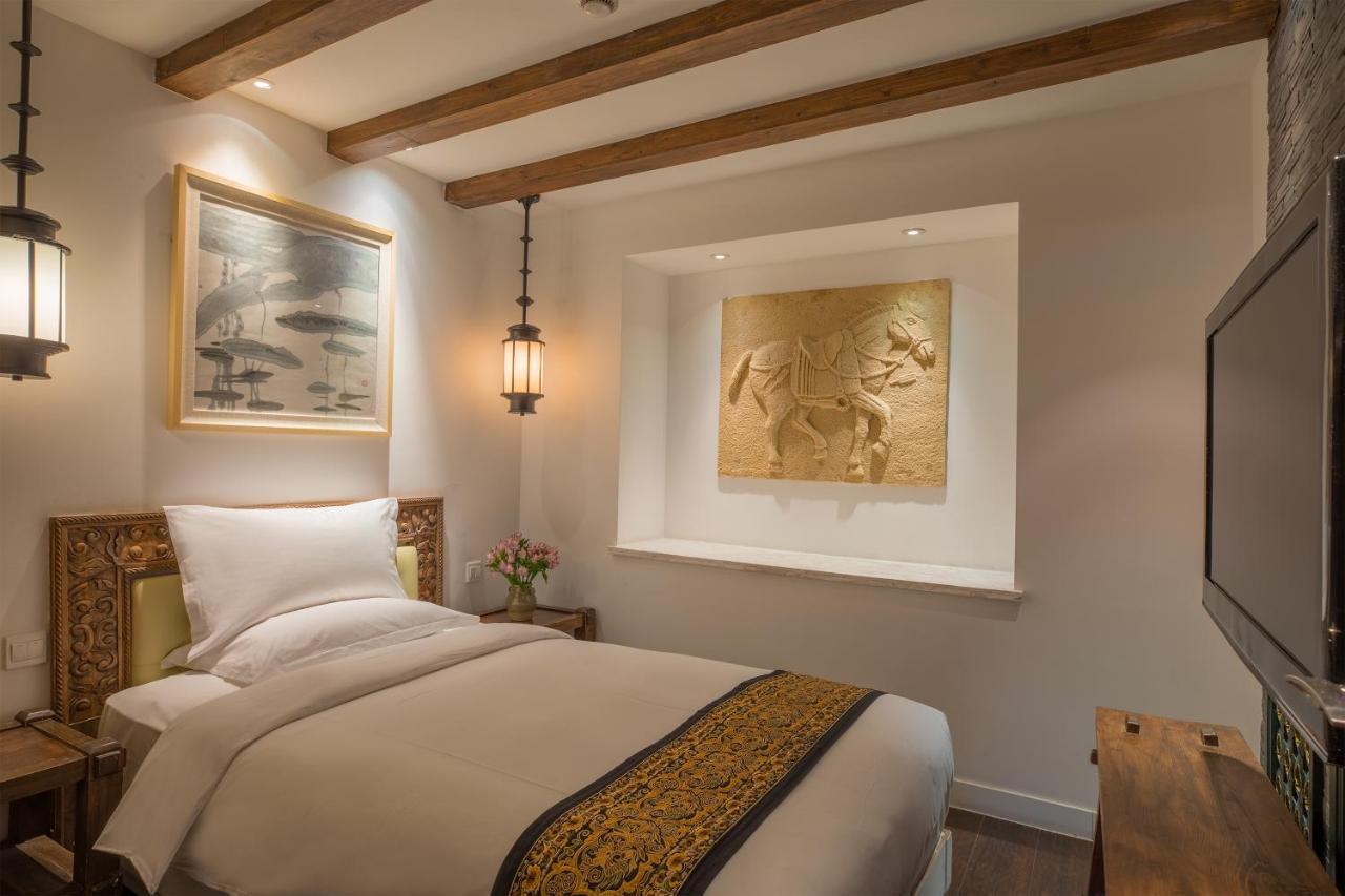 Lijiang Ivy Garden Resort Hotel Exterior photo